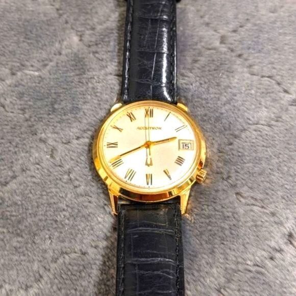 Vintage Ltd Edition 1967 Men's Accutron/Bulova w/Date 18K Gold Case-Waterproof - Picture 10 of 17